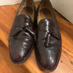 Johnson and Murphy aristocraft dark brown tassel loafers size 9